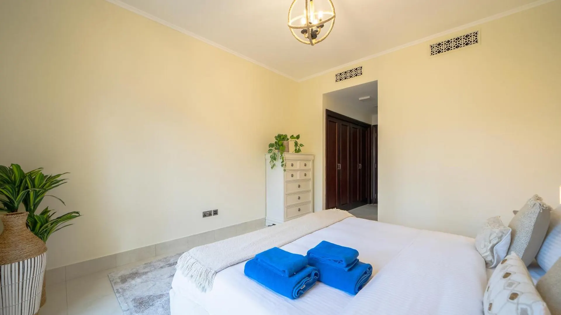 Newarabian Yasoon1 2Br Downtown Apartment Dubai 0*,  United Arab Emirates