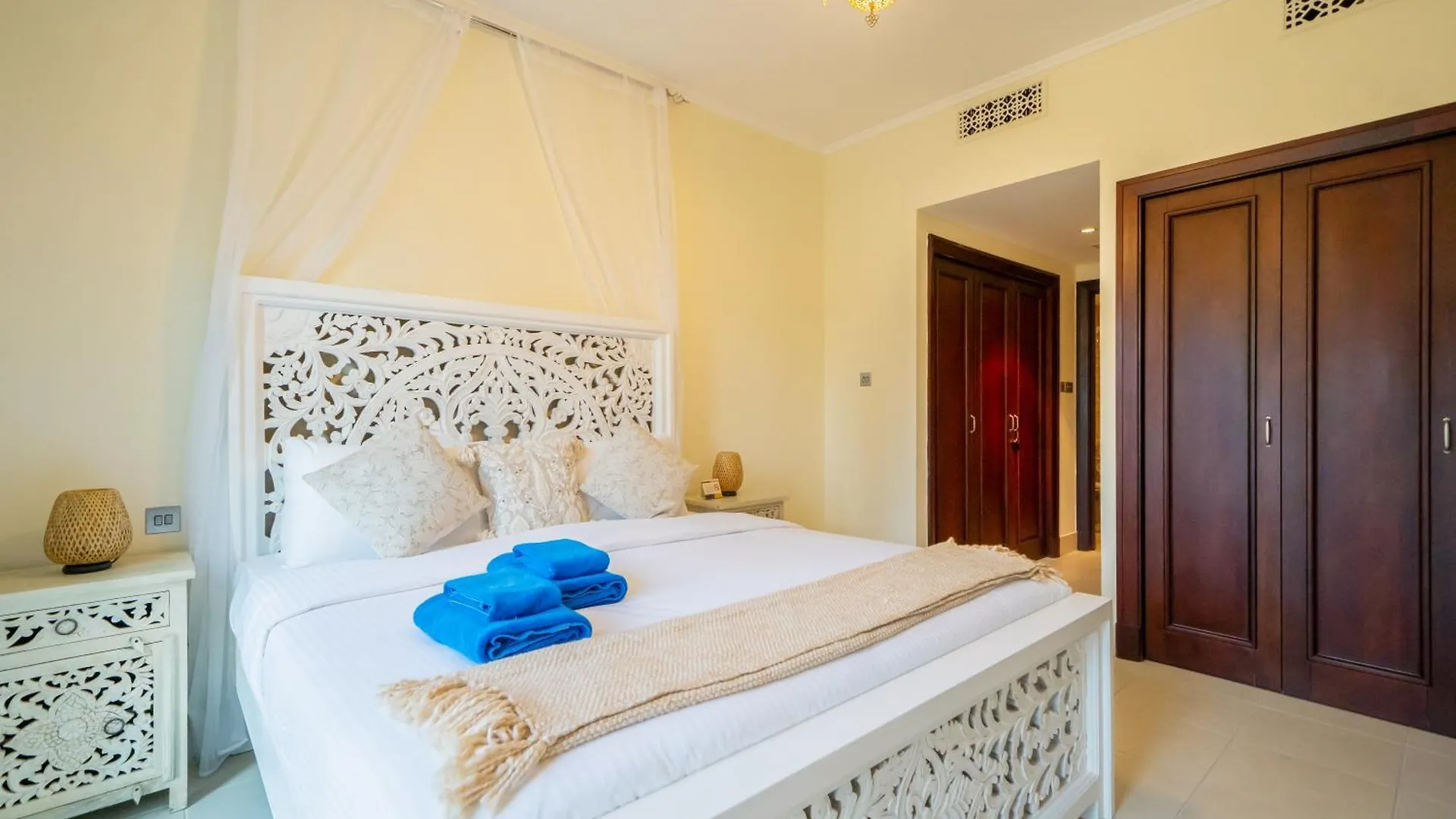 Appartamento Newarabian Yasoon1 2Br Downtown Dubai