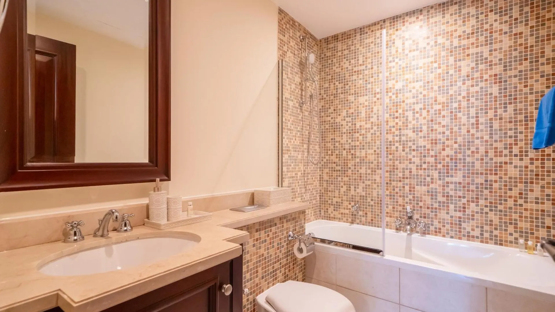 Appartamento Newarabian Yasoon1 2Br Downtown Dubai 0*,  Emirati Arabi Uniti