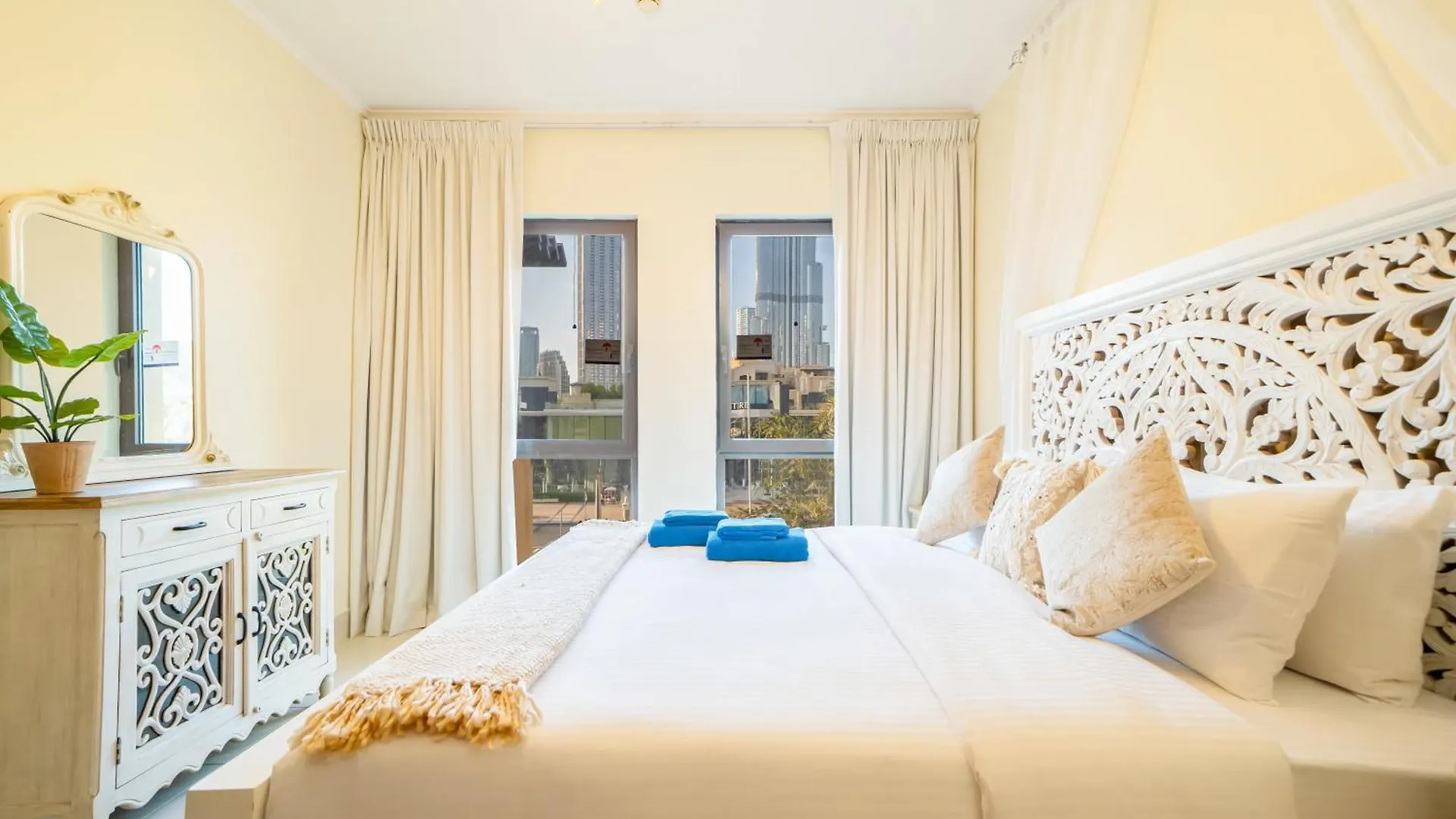 Newarabian Yasoon1 2Br Downtown Apartment Dubai
